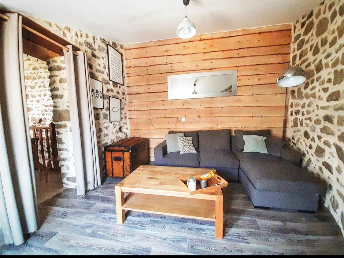 Gîte des fauvettes Lorlanges Extérieur photo